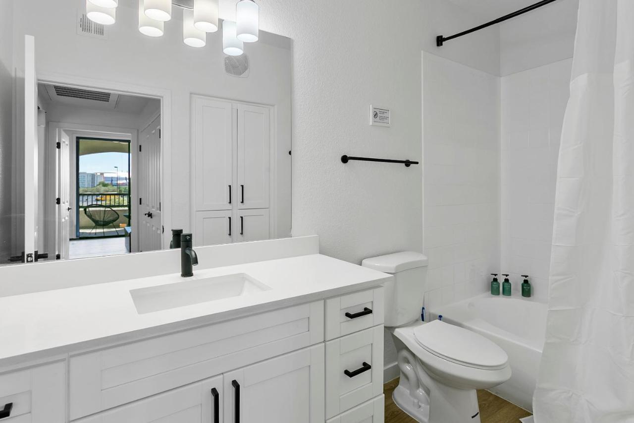 Cozysuites Glendale By The Stadium With Pool 01 Luaran gambar