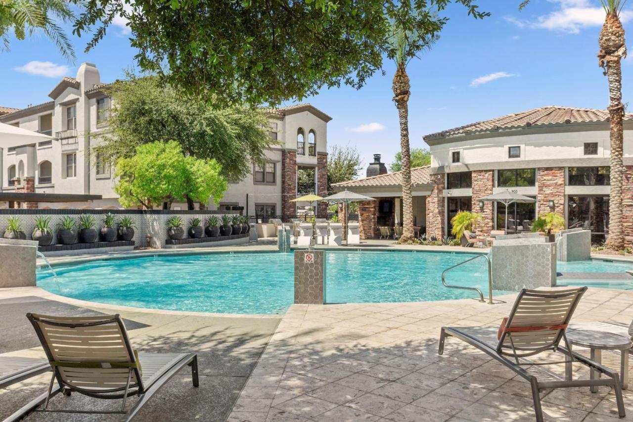 Cozysuites Glendale By The Stadium With Pool 01 Luaran gambar